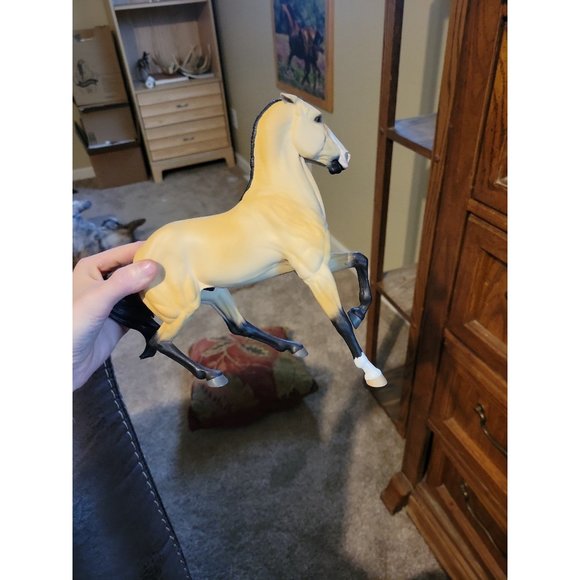 Breyer - Picture 3 of 5